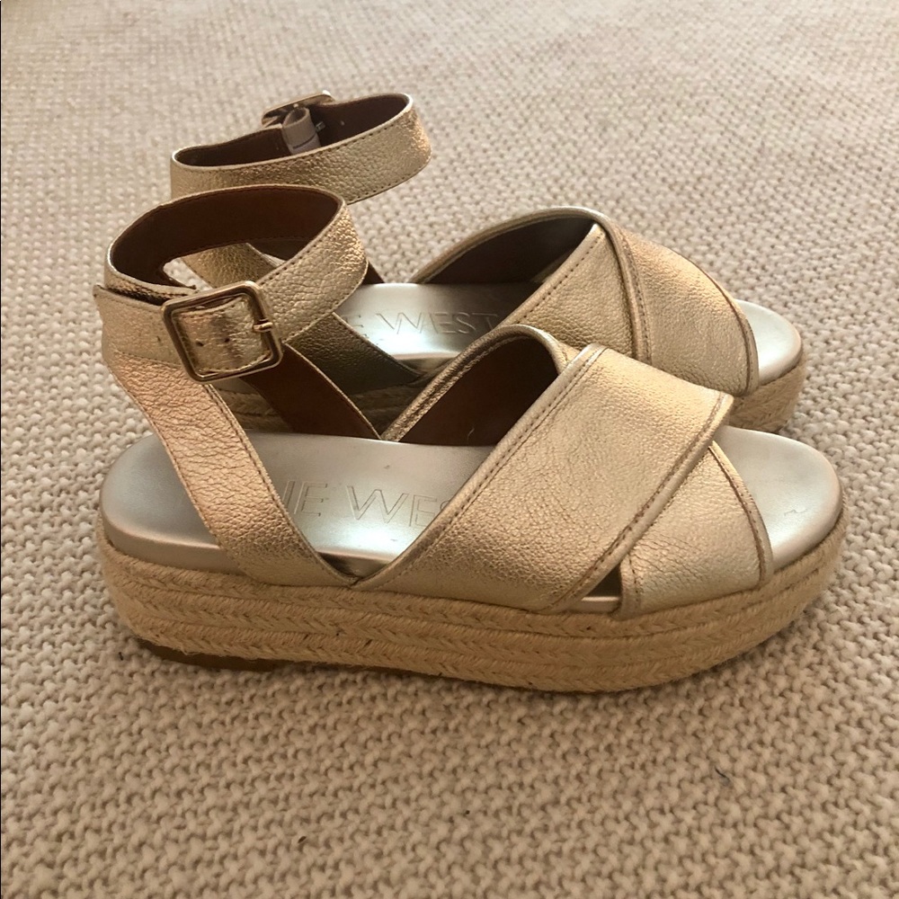 NWOT Nine West Gold Espadrille Sandal